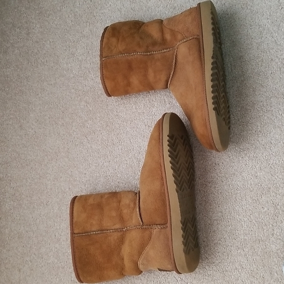 Ugg short boots in camel, size 5 - Picture 6 of 7